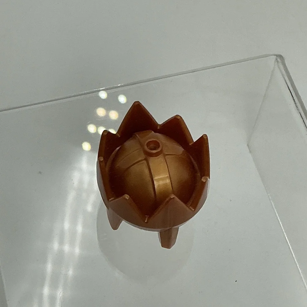 LEGO Knights Kingdom King Mathias Gold Helmet Replacement Part